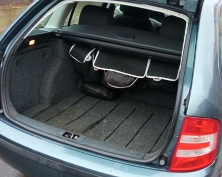 Серый Шкода Фабия, объемом двигателя 1.4 л и пробегом 198 тыс. км за 5200 $, фото 2 на Automoto.ua