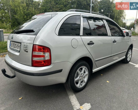 Сірий Шкода Фабія, об'ємом двигуна 1.39 л та пробігом 160 тис. км за 5800 $, фото 10 на Automoto.ua