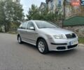 Сірий Шкода Фабія, об'ємом двигуна 1.39 л та пробігом 220 тис. км за 5200 $, фото 1 на Automoto.ua