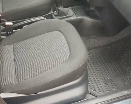 Серый Шкода Фабия, объемом двигателя 1.39 л и пробегом 155 тыс. км за 4650 $, фото 14 на Automoto.ua