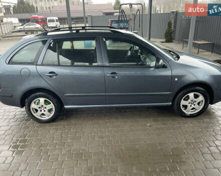 Серый Шкода Фабия, объемом двигателя 1.4 л и пробегом 340 тыс. км за 4500 $, фото 4 на Automoto.ua