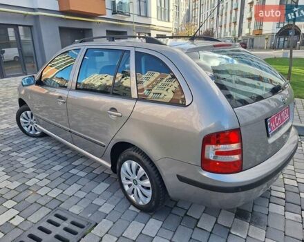 Шкода Фабия 2006 в Ивано-Франковске на Automoto.ua Серый Шкода Фабия, объемом двигателя 1.4 л и пробегом 210 тыс. км за 5499 $, фото 12 на Automoto.ua