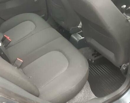 Серый Шкода Фабия, объемом двигателя 1.39 л и пробегом 155 тыс. км за 4650 $, фото 12 на Automoto.ua