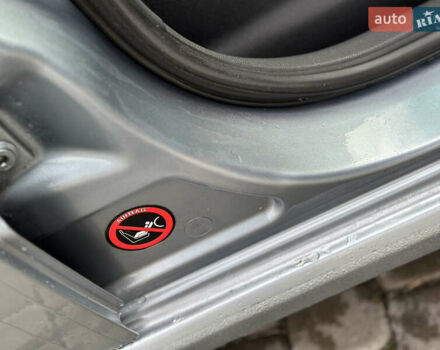 Серый Шкода Фабия, объемом двигателя 1.4 л и пробегом 270 тыс. км за 2550 $, фото 8 на Automoto.ua