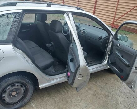 Сірий Шкода Фабія, об'ємом двигуна 1.4 л та пробігом 247 тис. км за 4000 $, фото 4 на Automoto.ua