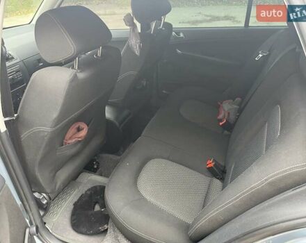 Шкода Фабия 2006 в Умани на Automoto.ua Серый Шкода Фабия, объемом двигателя 1.39 л и пробегом 230 тыс. км за 5500 $, фото 8 на Automoto.ua