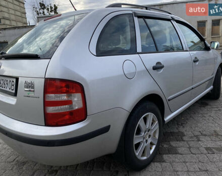 Серый Шкода Фабия, объемом двигателя 1.4 л и пробегом 270 тыс. км за 4900 $, фото 7 на Automoto.ua