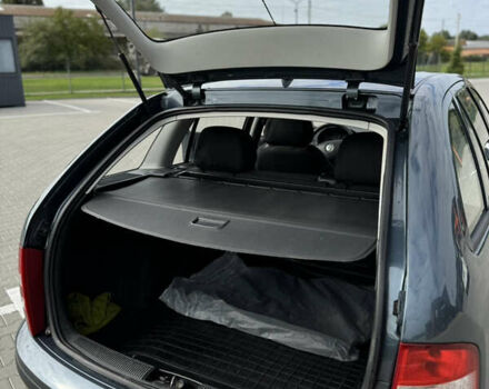 Серый Шкода Фабия, объемом двигателя 1.39 л и пробегом 220 тыс. км за 4200 $, фото 17 на Automoto.ua