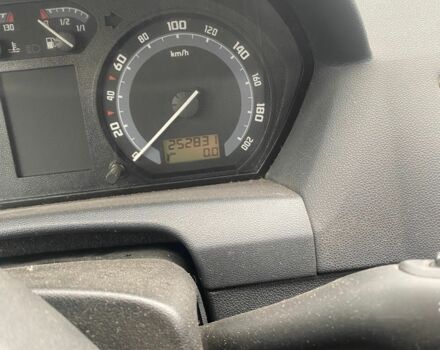 Сірий Шкода Фабія, об'ємом двигуна 1.4 л та пробігом 252 тис. км за 1300 $, фото 9 на Automoto.ua