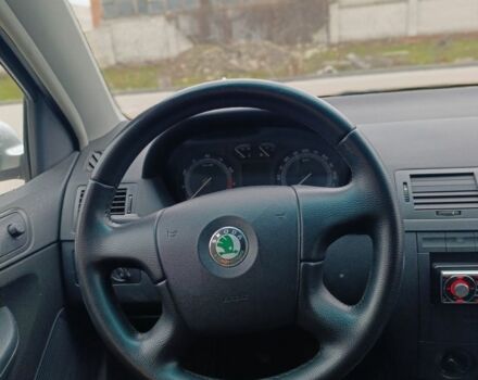 Сірий Шкода Фабія, об'ємом двигуна 1.4 л та пробігом 201 тис. км за 3800 $, фото 9 на Automoto.ua