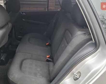 Сірий Шкода Фабія, об'ємом двигуна 1.39 л та пробігом 250 тис. км за 2850 $, фото 11 на Automoto.ua