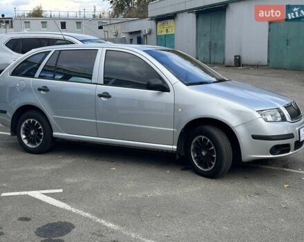 Шкода Фабия 2006 в Киеве на Automoto.ua Серый Шкода Фабия, объемом двигателя 1.2 л и пробегом 158 тыс. км за 4690 $, фото 4 на Automoto.ua