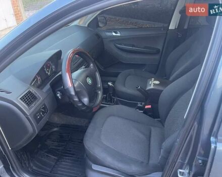 Сірий Шкода Фабія, об'ємом двигуна 1.39 л та пробігом 197 тис. км за 3600 $, фото 6 на Automoto.ua