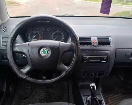 Сірий Шкода Фабія, об'ємом двигуна 1.4 л та пробігом 250 тис. км за 2850 $, фото 9 на Automoto.ua