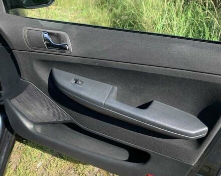 Сірий Шкода Фабія, об'ємом двигуна 1.39 л та пробігом 289 тис. км за 5200 $, фото 15 на Automoto.ua