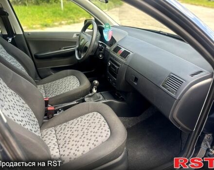 Сірий Шкода Фабія, об'ємом двигуна 1.2 л та пробігом 180 тис. км за 3200 $, фото 11 на Automoto.ua