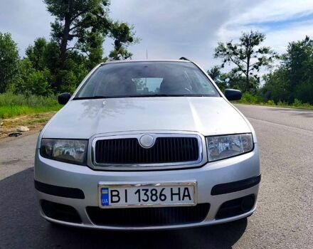 Серый Шкода Фабия, объемом двигателя 1.4 л и пробегом 262 тыс. км за 3800 $, фото 1 на Automoto.ua