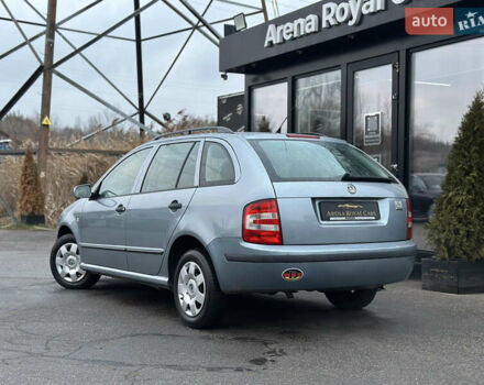 Серый Шкода Фабия, объемом двигателя 1.4 л и пробегом 195 тыс. км за 4999 $, фото 3 на Automoto.ua