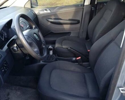 Серый Шкода Фабия, объемом двигателя 1.2 л и пробегом 290 тыс. км за 3000 $, фото 8 на Automoto.ua