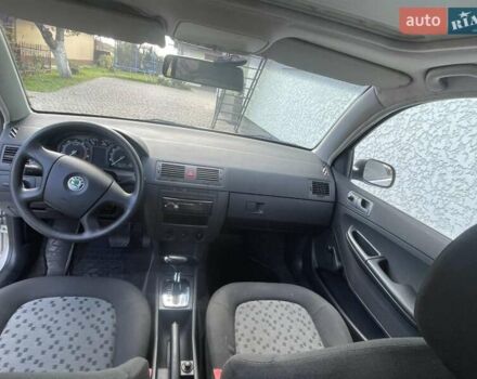 Шкода Фабия 2006 в Тернополе на Automoto.ua Серый Шкода Фабия, объемом двигателя 1.4 л и пробегом 162 тыс. км за 4400 $, фото 15 на Automoto.ua