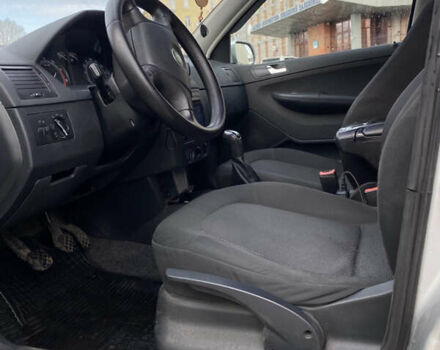 Серый Шкода Фабия, объемом двигателя 1.4 л и пробегом 270 тыс. км за 4900 $, фото 10 на Automoto.ua