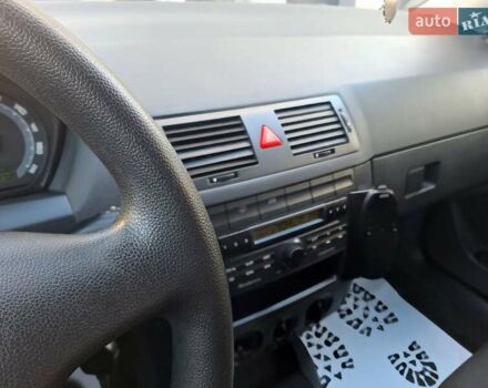 Шкода Фабия 2006 в Ивано-Франковске на Automoto.ua Серый Шкода Фабия, объемом двигателя 1.4 л и пробегом 210 тыс. км за 5499 $, фото 40 на Automoto.ua