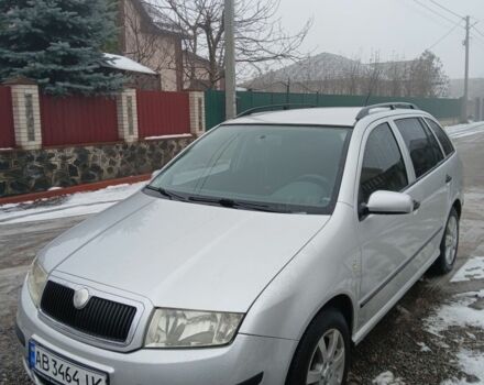 Серый Шкода Фабия, объемом двигателя 1.4 л и пробегом 246 тыс. км за 4200 $, фото 1 на Automoto.ua