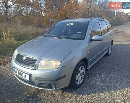 Шкода Фабия 2006 в Полтаве на Automoto.ua Серый Шкода Фабия, объемом двигателя 1.39 л и пробегом 218 тыс. км за 5100 $, фото 2 на Automoto.ua