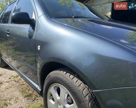 Сірий Шкода Фабія, об'ємом двигуна 1.39 л та пробігом 289 тис. км за 5200 $, фото 1 на Automoto.ua