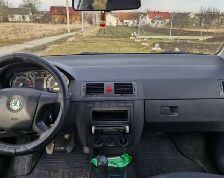 Сірий Шкода Фабія, об'ємом двигуна 1.2 л та пробігом 268 тис. км за 2950 $, фото 10 на Automoto.ua