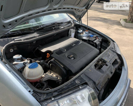 Сірий Шкода Фабія, об'ємом двигуна 1.4 л та пробігом 265 тис. км за 4600 $, фото 40 на Automoto.ua