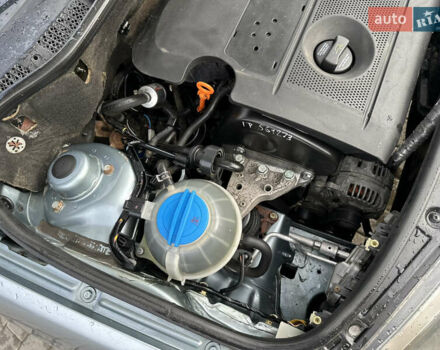 Серый Шкода Фабия, объемом двигателя 1.4 л и пробегом 270 тыс. км за 2550 $, фото 12 на Automoto.ua