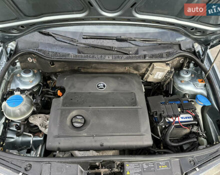 Серый Шкода Фабия, объемом двигателя 1.4 л и пробегом 270 тыс. км за 2550 $, фото 11 на Automoto.ua