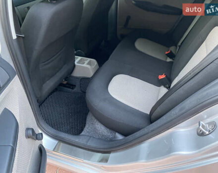 Сірий Шкода Фабія, об'ємом двигуна 1.39 л та пробігом 160 тис. км за 5800 $, фото 16 на Automoto.ua