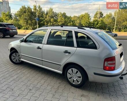 Сірий Шкода Фабія, об'ємом двигуна 1.39 л та пробігом 199 тис. км за 3300 $, фото 5 на Automoto.ua