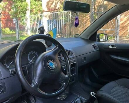 Серый Шкода Фабия, объемом двигателя 1.39 л и пробегом 235 тыс. км за 4000 $, фото 4 на Automoto.ua