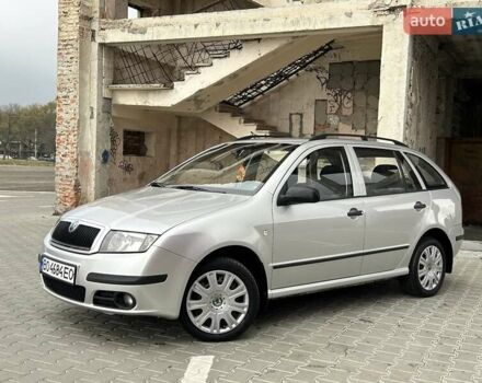 Серый Шкода Фабия, объемом двигателя 1.39 л и пробегом 164 тыс. км за 4299 $, фото 2 на Automoto.ua