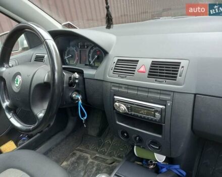 Сірий Шкода Фабія, об'ємом двигуна 1.39 л та пробігом 235 тис. км за 3900 $, фото 5 на Automoto.ua