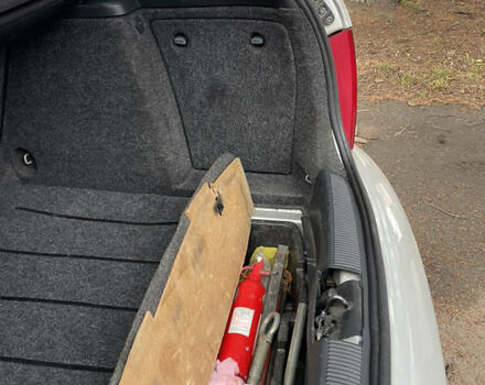 Серый Шкода Фабия, объемом двигателя 1.2 л и пробегом 175 тыс. км за 2800 $, фото 30 на Automoto.ua