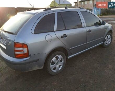 Серый Шкода Фабия, объемом двигателя 1.2 л и пробегом 290 тыс. км за 3000 $, фото 2 на Automoto.ua