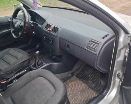 Сірий Шкода Фабія, об'ємом двигуна 1.4 л та пробігом 250 тис. км за 2850 $, фото 10 на Automoto.ua