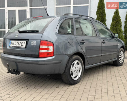 Серый Шкода Фабия, объемом двигателя 1.4 л и пробегом 266 тыс. км за 3998 $, фото 6 на Automoto.ua