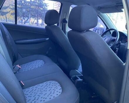 Шкода Фабия 2007 в Броварах на Automoto.ua Серый Шкода Фабия, объемом двигателя 1.2 л и пробегом 234 тыс. км за 2999 $, фото 8 на Automoto.ua