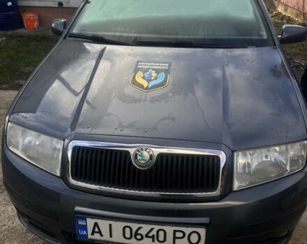 Сірий Шкода Фабія, об'ємом двигуна 1.39 л та пробігом 280 тис. км за 4500 $, фото 4 на Automoto.ua