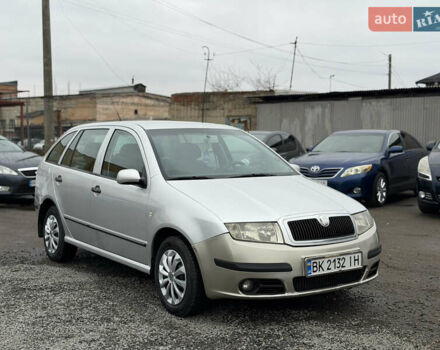 Сірий Шкода Фабія, об'ємом двигуна 1.42 л та пробігом 370 тис. км за 3300 $, фото 7 на Automoto.ua