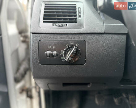 Сірий Шкода Фабія, об'ємом двигуна 1.42 л та пробігом 370 тис. км за 3300 $, фото 34 на Automoto.ua