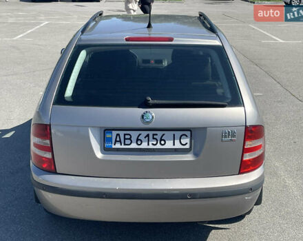 Серый Шкода Фабия, объемом двигателя 1.39 л и пробегом 226 тыс. км за 4900 $, фото 7 на Automoto.ua