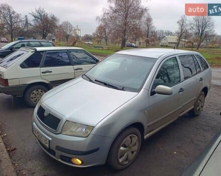 Серый Шкода Фабия, объемом двигателя 1.4 л и пробегом 280 тыс. км за 4300 $, фото 5 на Automoto.ua