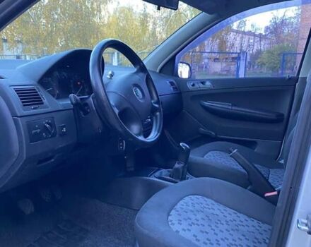 Шкода Фабия 2007 в Броварах на Automoto.ua Серый Шкода Фабия, объемом двигателя 1.2 л и пробегом 234 тыс. км за 2999 $, фото 6 на Automoto.ua