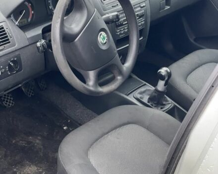 Серый Шкода Фабия, объемом двигателя 1.4 л и пробегом 226 тыс. км за 4550 $, фото 9 на Automoto.ua